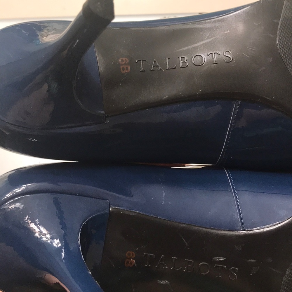 Shoes 👠 - Picture 4 of 4